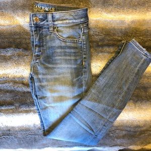 American Eagle skinny jeans